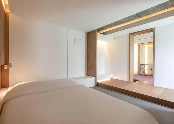 Hotel Ado *